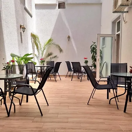 Vila Central Гостевой дом Констанца